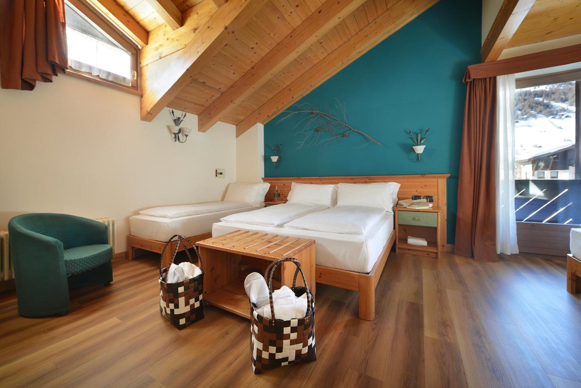 Hotel Primula ลีวินโญ ภายนอก รูปภาพ