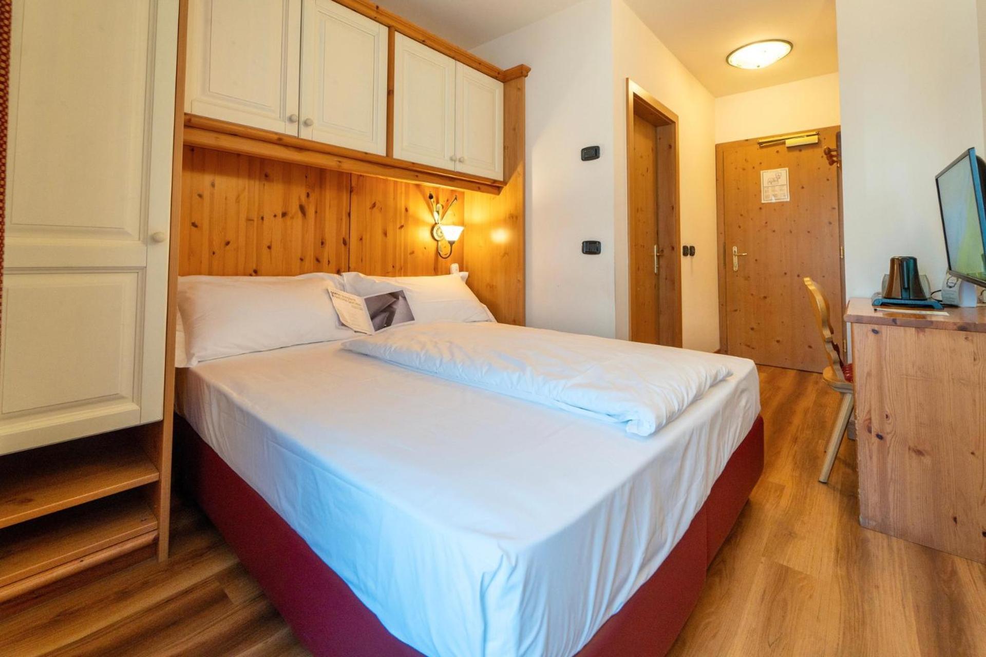 Hotel Primula ลีวินโญ ภายนอก รูปภาพ