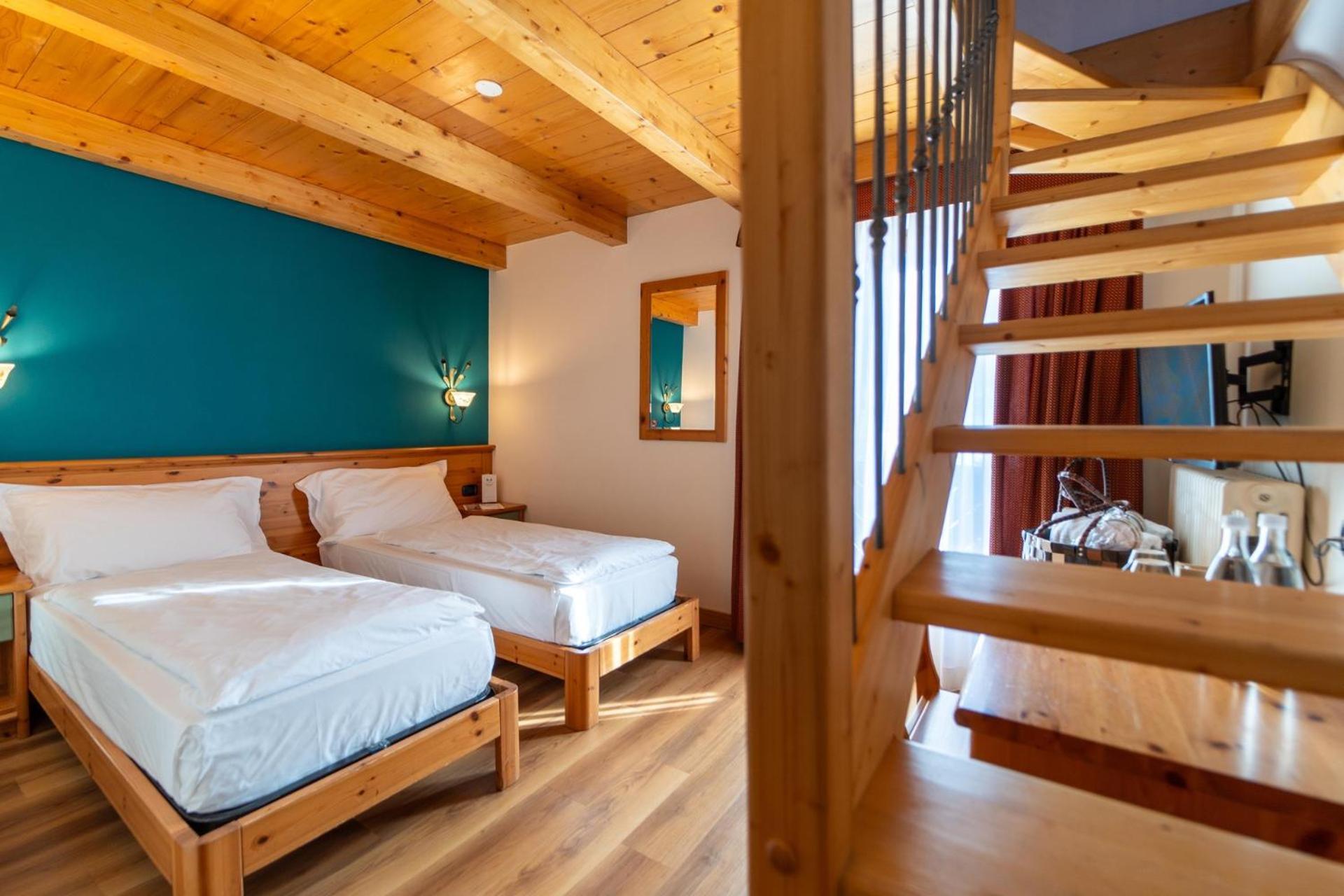 Hotel Primula ลีวินโญ ภายนอก รูปภาพ